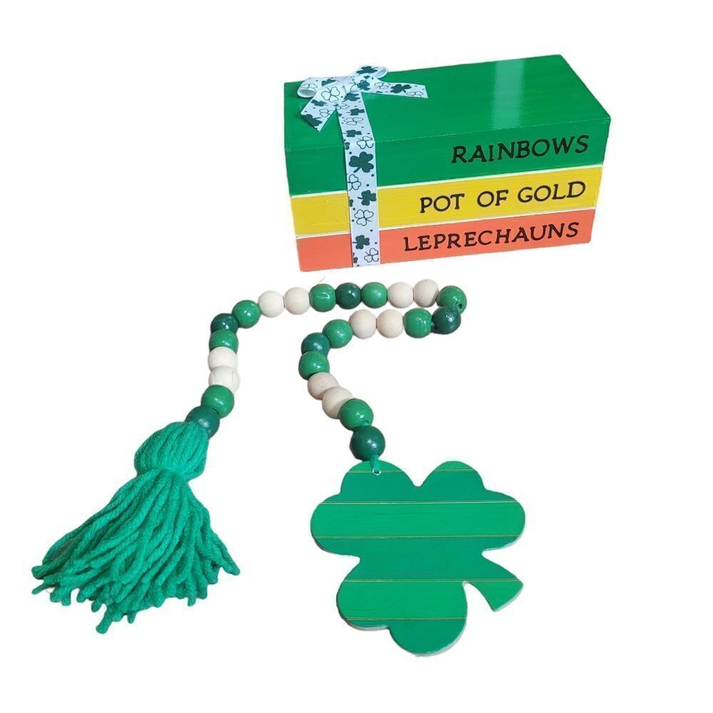 Hand crafted st patty tiered tray set